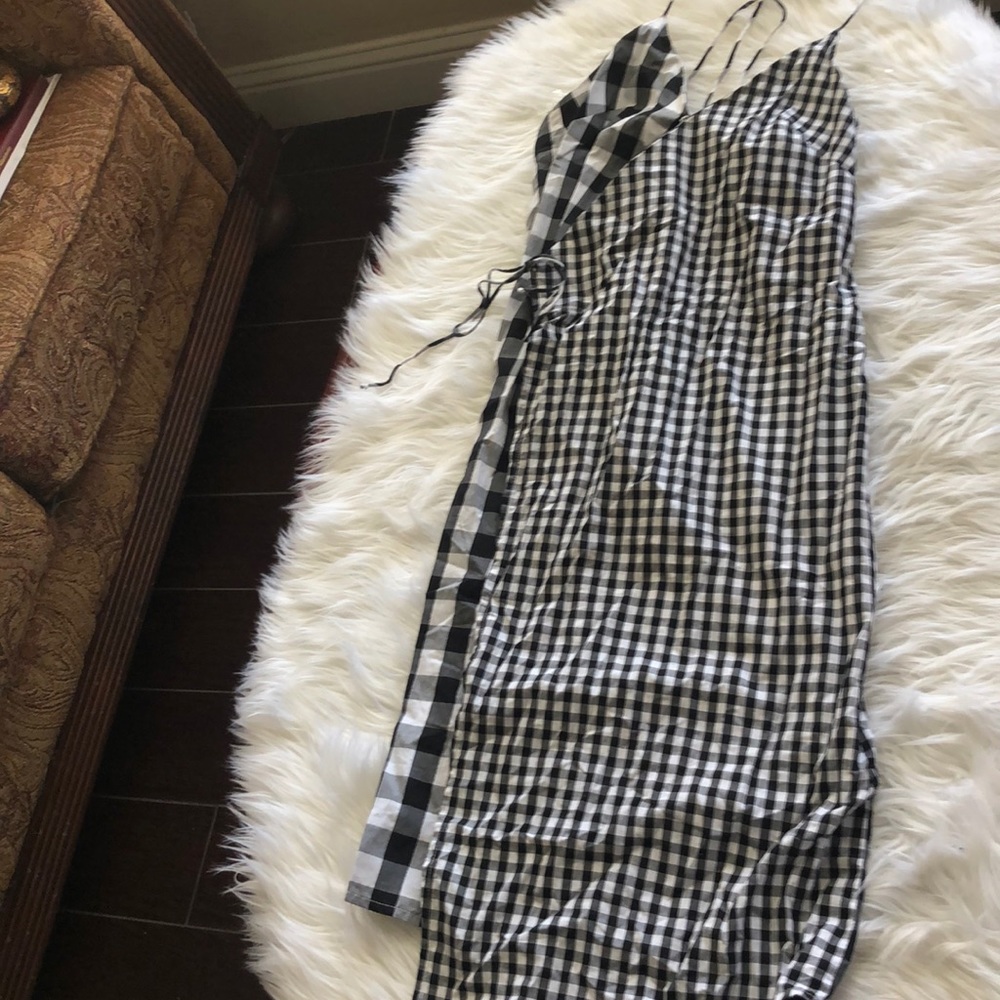 Different pattern BP dress